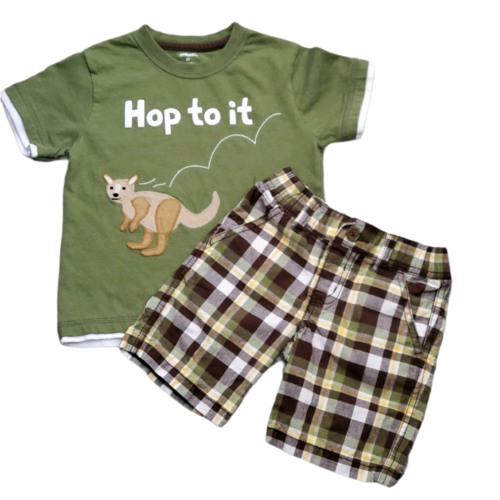 ⭐ GYMBOREE BOY OUTFIT SIZE 2T.